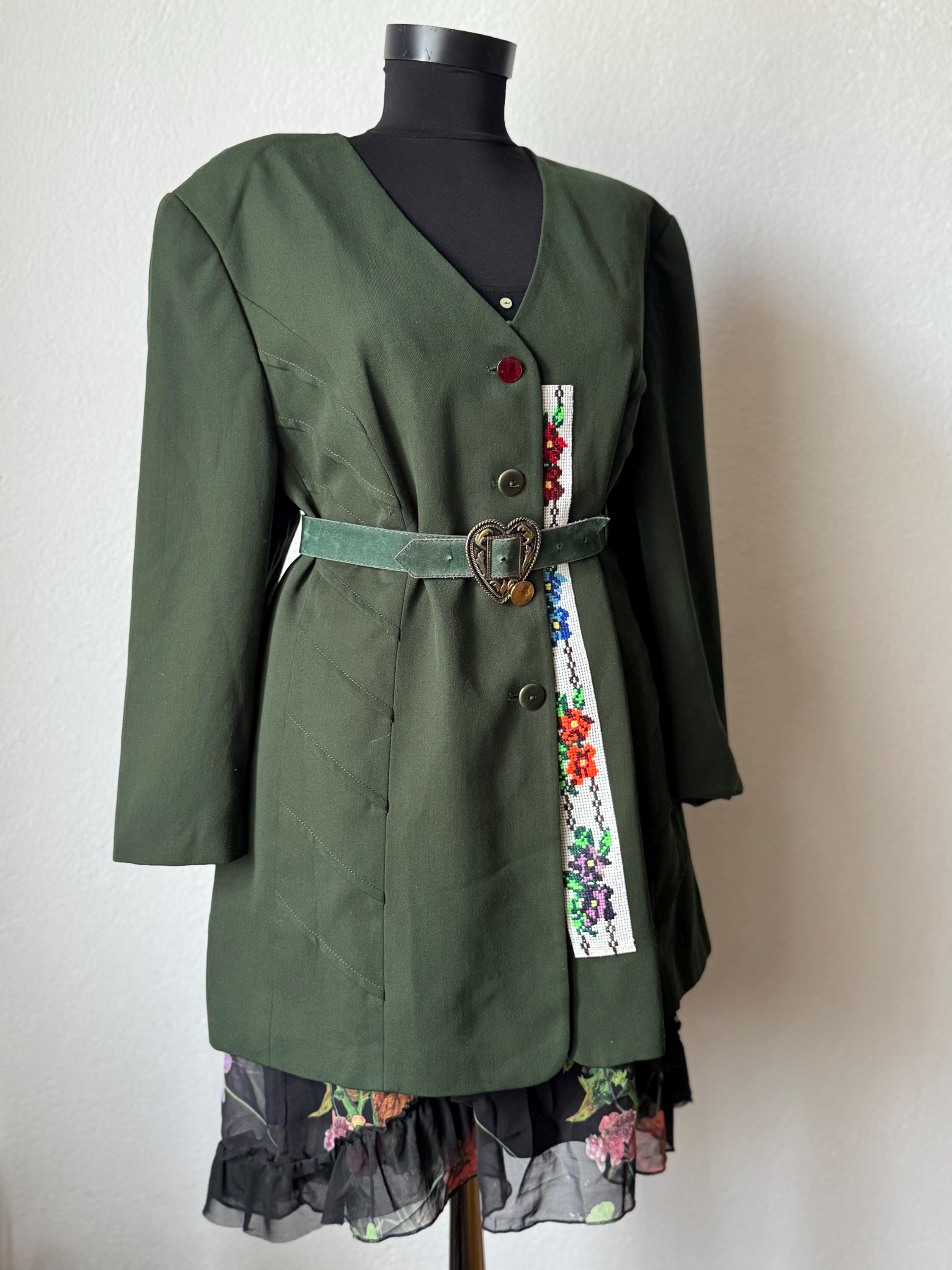 Vintage Green Wool-Blend Blazer with Traditional Folk Floral Cross-Stitch Embroidery