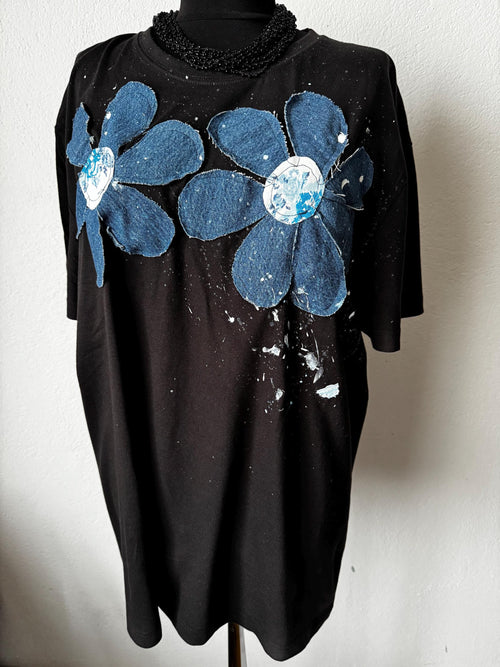Denim flowers t-shirt, handpainted with recycled jeans patchwork