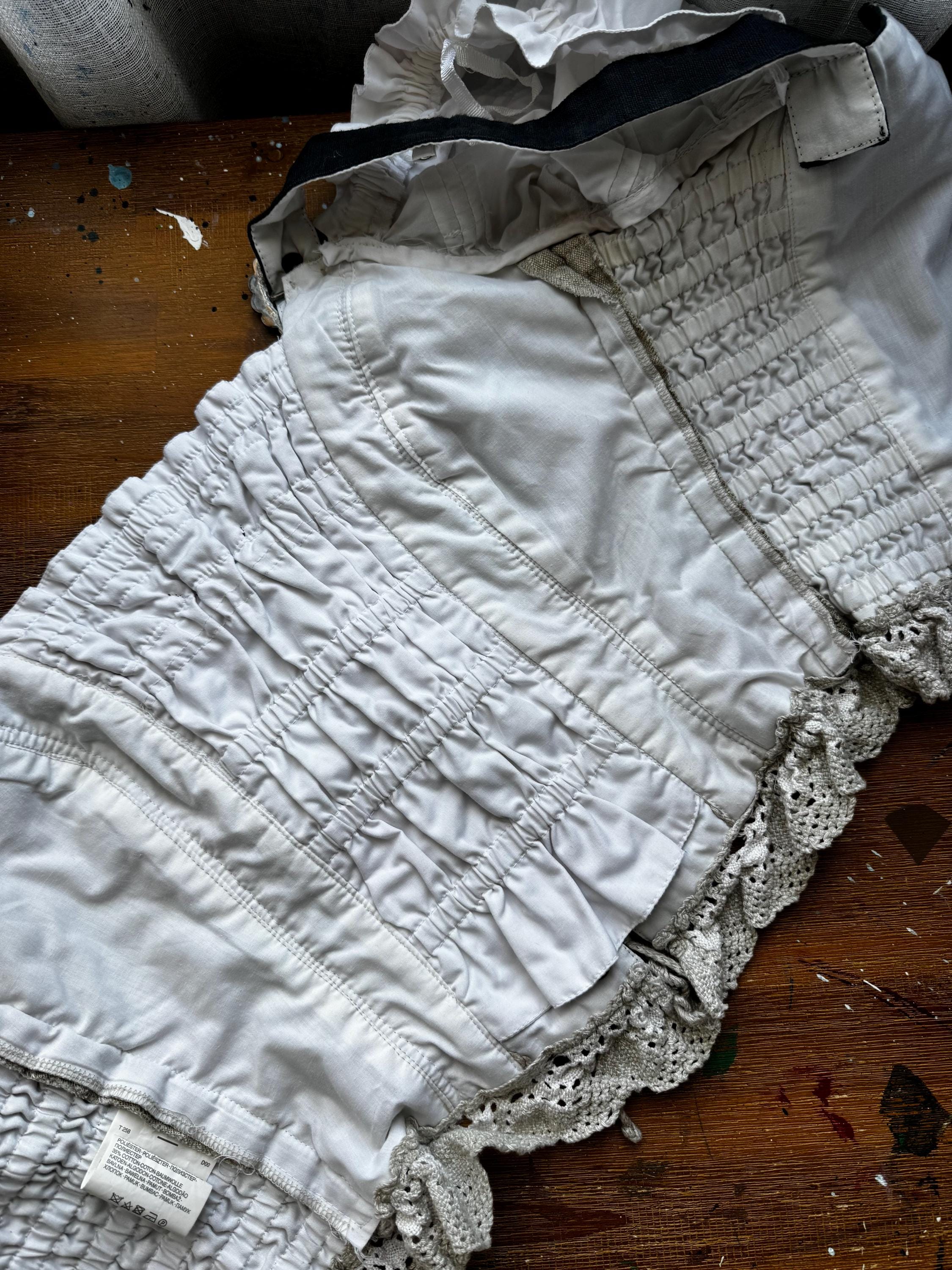 Vintage Landhaus Dirdnl corset bodice austrian tachen top
