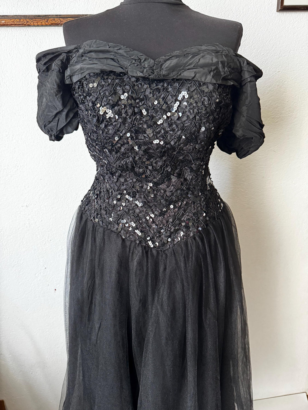 Vintage Vera Mont Black Tulle Gown, 80s Off-Shoulder Party Dress, Size L