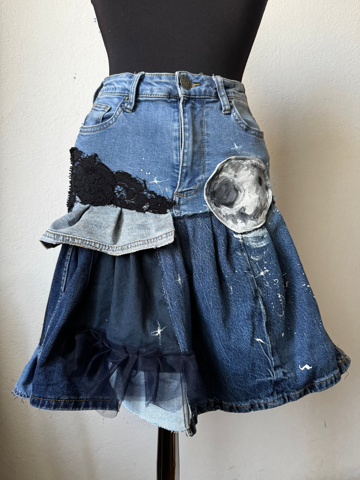 Upcycled_denim_skirt_handpainted_with_moon