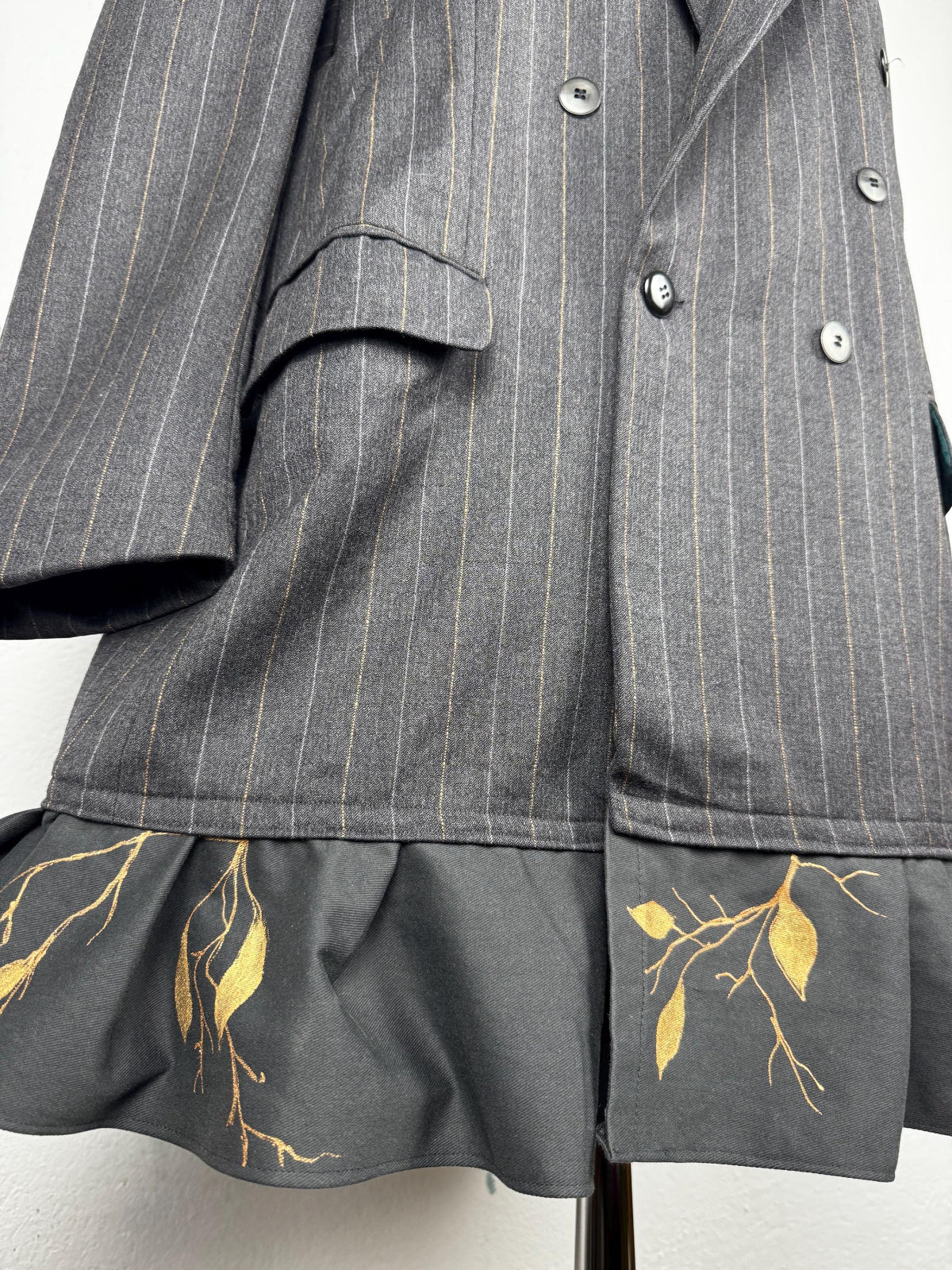 Vintage_wool_blazer_dress_handpainted