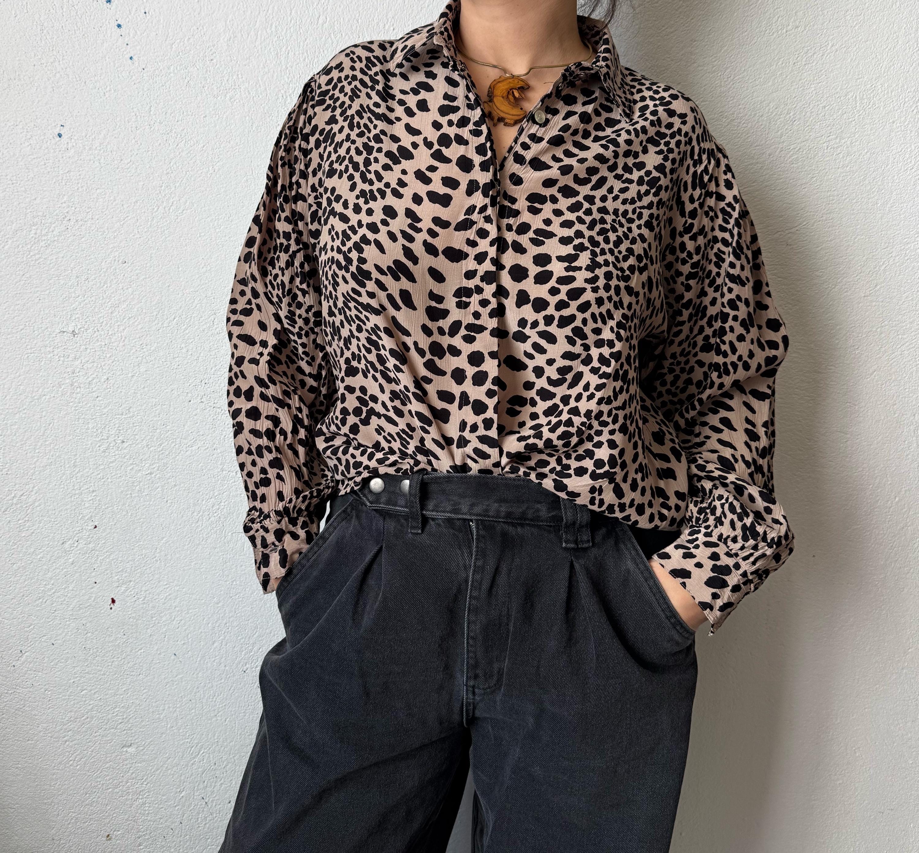 Vintage Leopard Blouse oversized S/M statement shirt