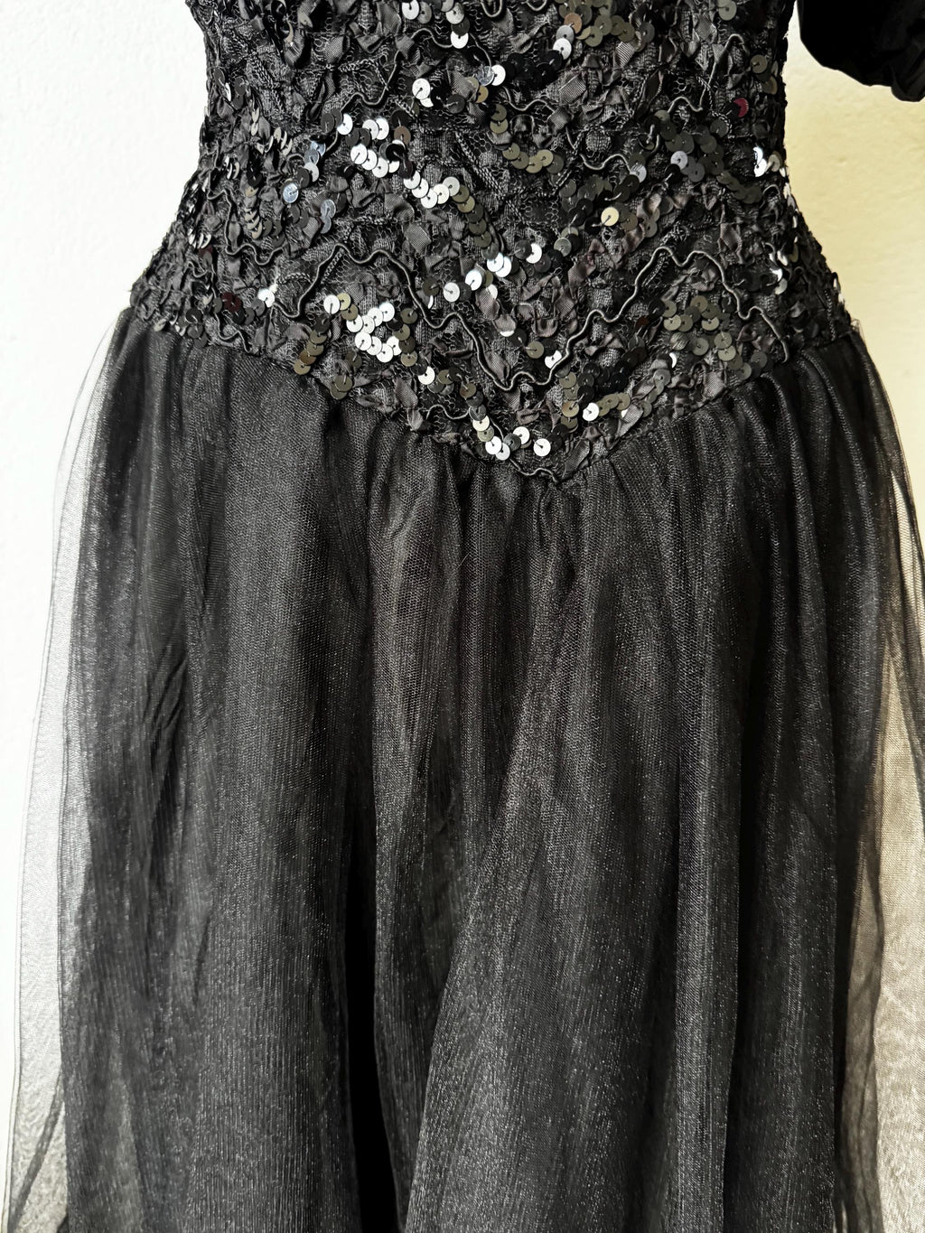 Vintage Vera Mont Black Tulle Gown, 80s Off-Shoulder Party Dress, Size L