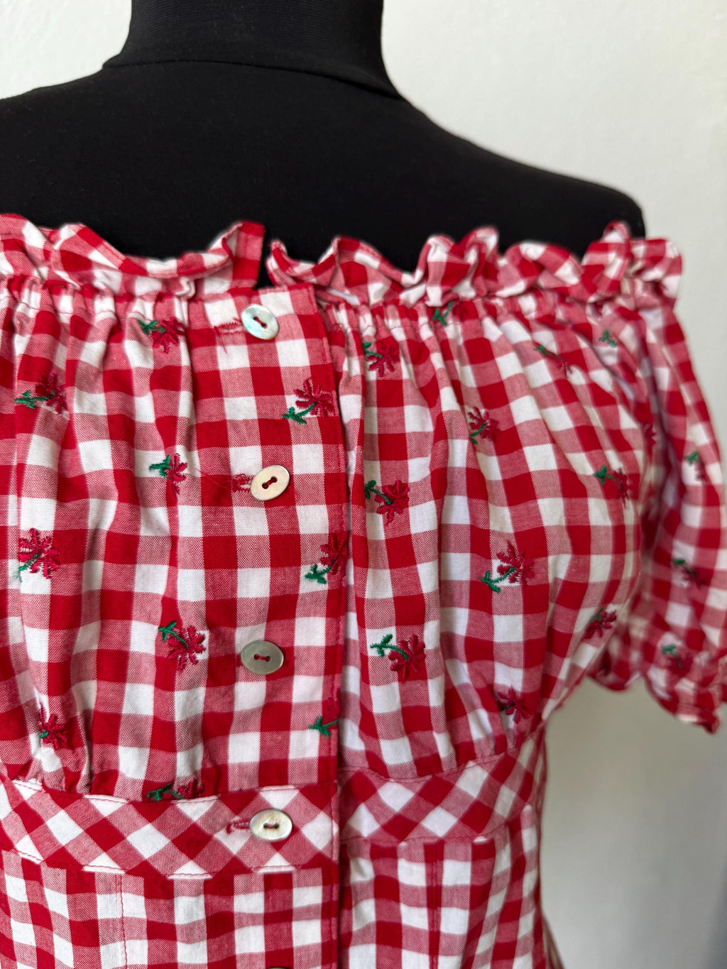 Vintage top cottage chic with red squares and embroider flowers